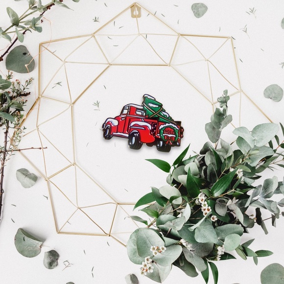 NEW Red Truck Christmas Tree Noel Enamel Pin - Picture 2 of 11